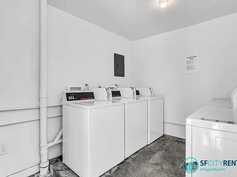 1540 Hudson St #302 — Photo 26