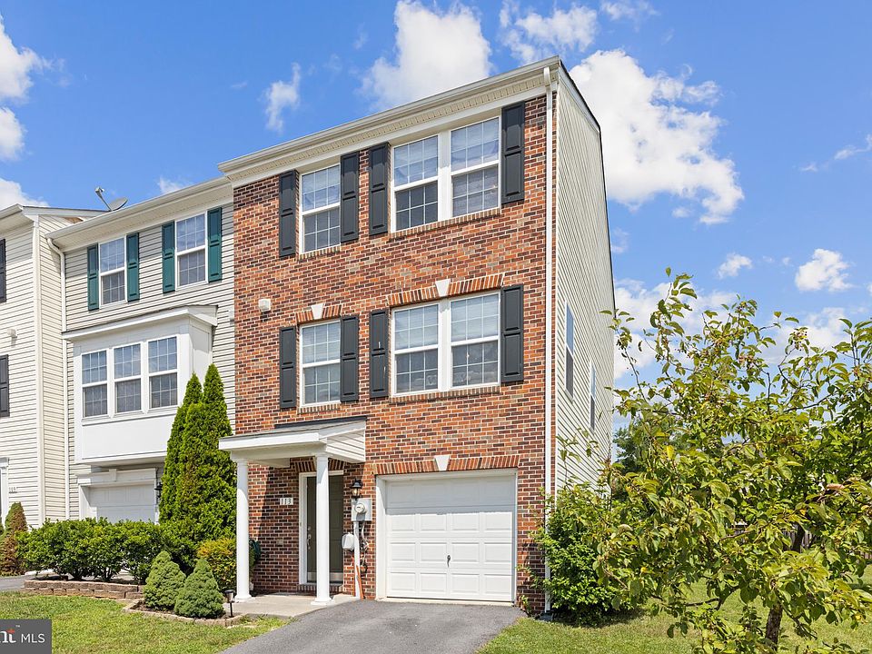 1st image of 113 Monticello Sq