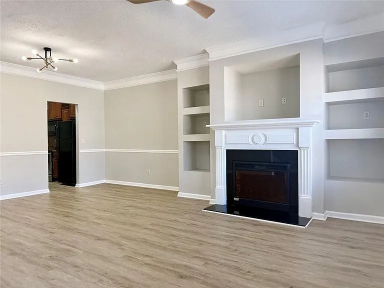 2154 Olmadison Vw — Photo 5