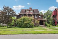 N Heights Ave-S2908-001.jpg