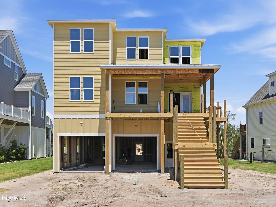 2nd image of 223 Grandview Drive