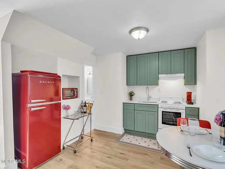 1101 A St #3 — Photo 3