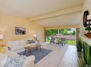 624 165th Ave NE, Bellevue, WA