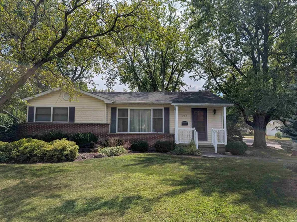 766 W Van Buren St, Berne, IN 46711