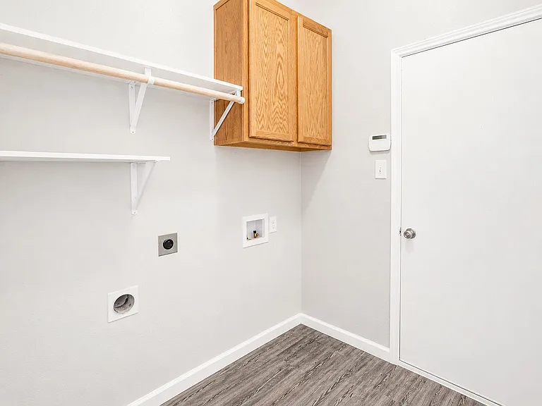 1745 Duck Cove Dr — Photo 18