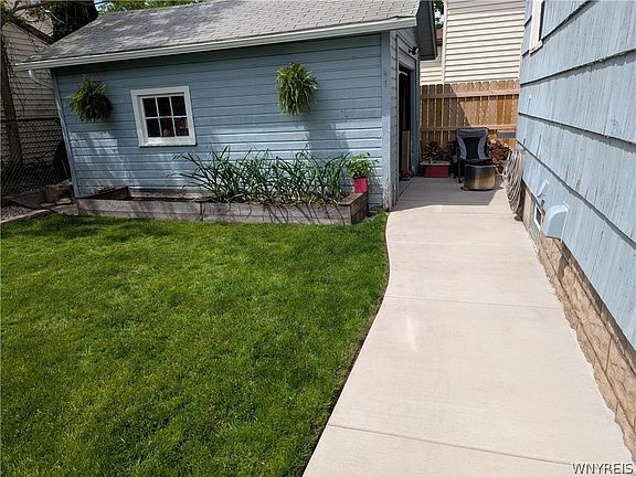 5th image of 88 Highland Ave