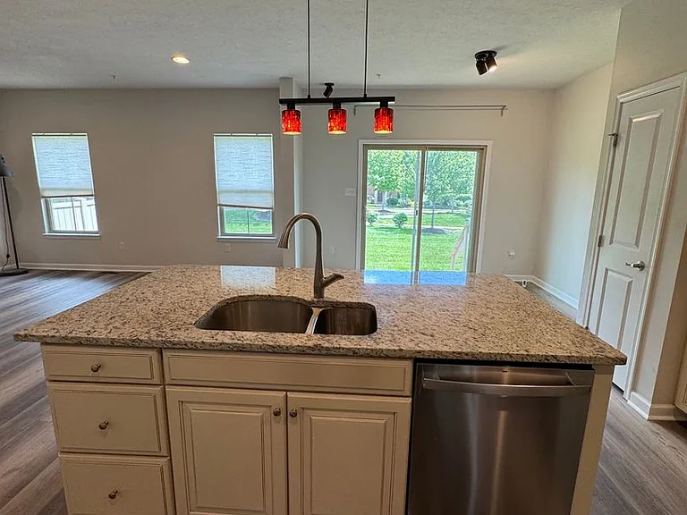2026 Connecticut Ln — Photo 12