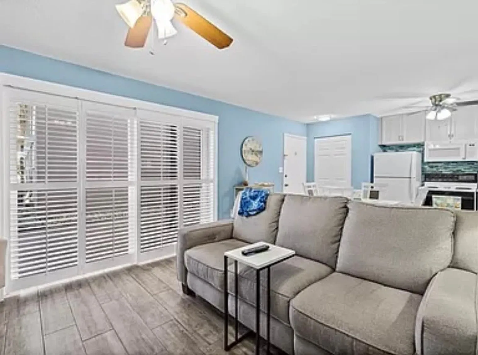 2 bed, 1.0 bath, $2,502 — Photo 1