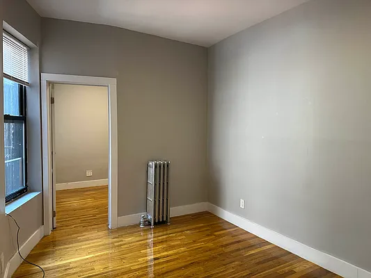 Rented by Premier One Realty LLC | media 7