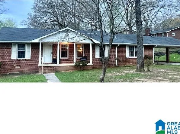 1104 Lynn Dr, Oxford, AL 36203