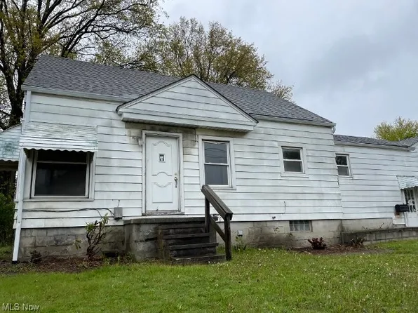 555 E Wilbeth Rd, Akron, OH 44301