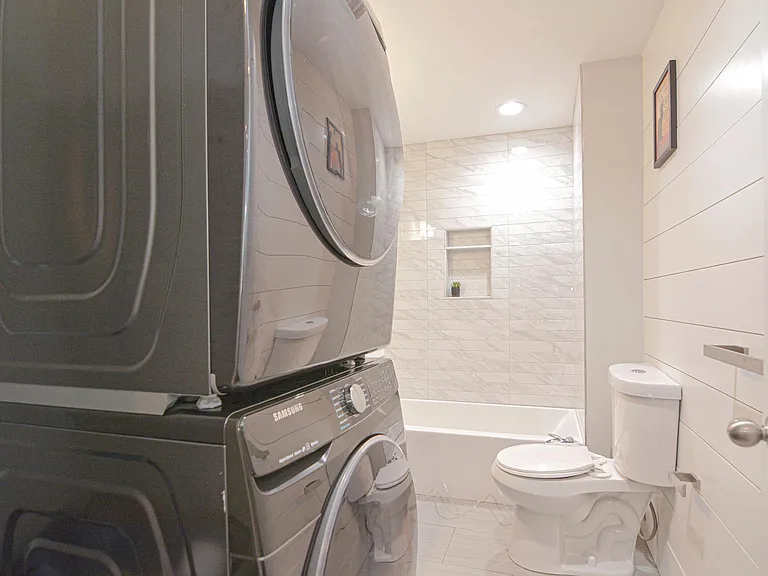10 Grant St #1 — Photo 12