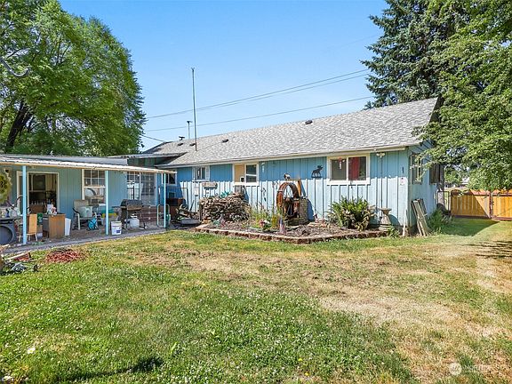 2nd image of 2617 SE Grace Avenue