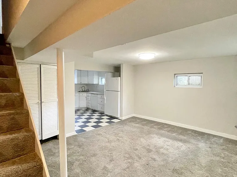 2528 N Winchester St — Photo 28