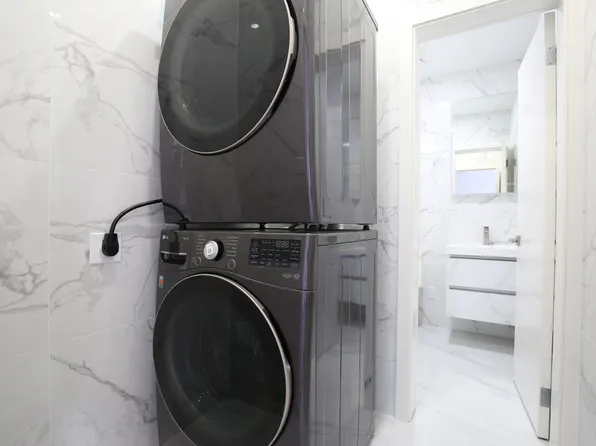 983 Manhattan Avenue image 7 of 12