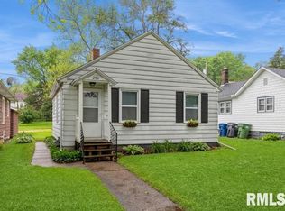 206 Adams Pl, Clinton, IA 52732