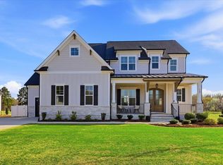 110 Summerlin Dr, Clayton, NC 27527