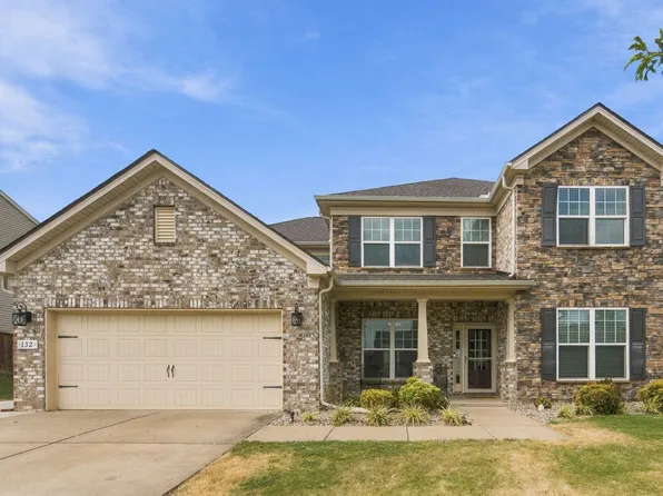 132 Slaters Dr, Lebanon, TN 37087