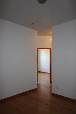 Rented by The Dermot Realty Management Company | media 9