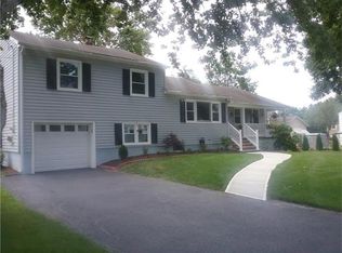 301 May Ave, South Plainfield, NJ 07080