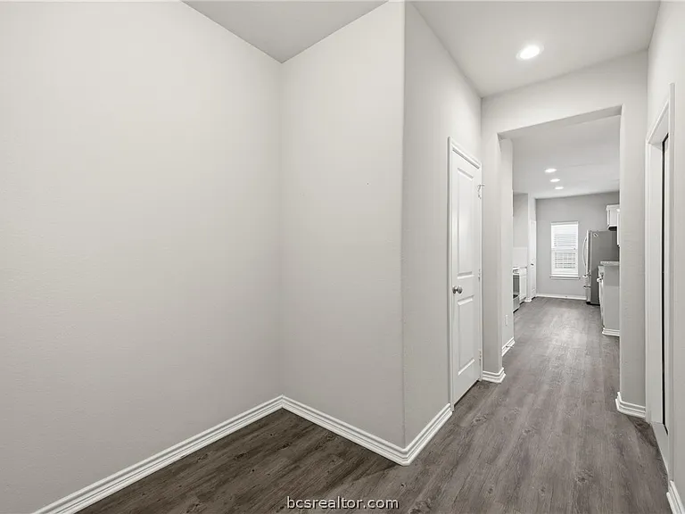536 Momma Bear Dr — Photo 4