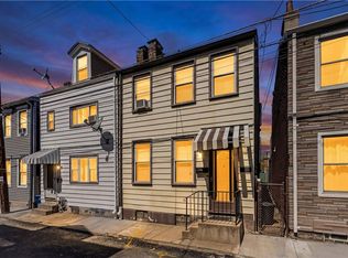 1813 Fox Way, Pittsburgh, PA 15203