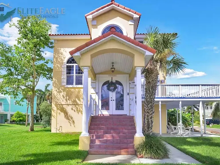 15501 Gulf Blvd — Photo 2