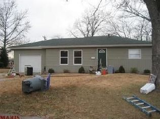 112 Country Life Dr, Saint Peters, MO 63366