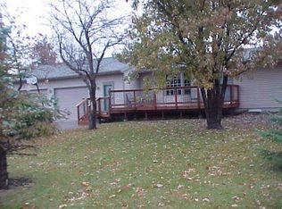 12888 Pleasant Valley Dr, Aberdeen, SD 57401