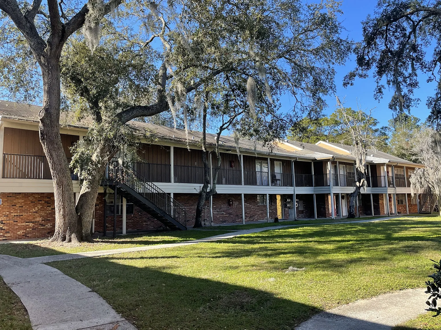 Green Phin Flats - 130 — Photo 1