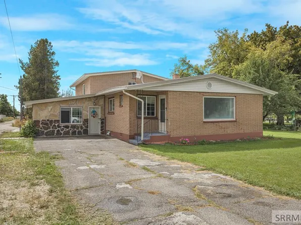 160 W Oak St, Shelley, ID 83274
