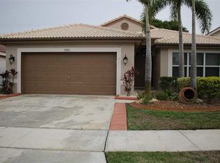 17854 SW 13th St, Pembroke Pines, FL 33029