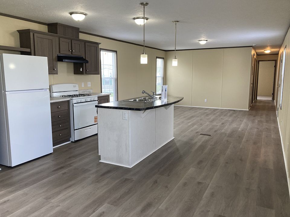 1st image of 886 Pine Mills Rd