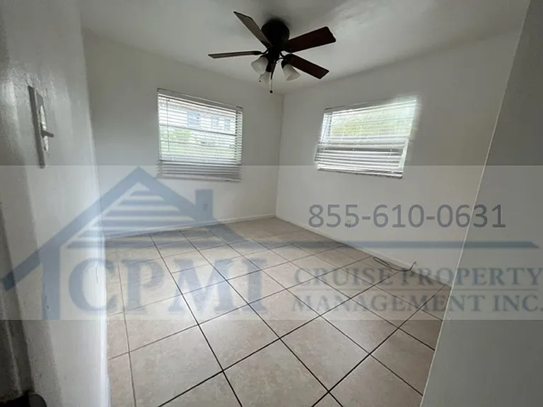 4931 SW 65 Ave Davie, FL 33314 — Photo 16