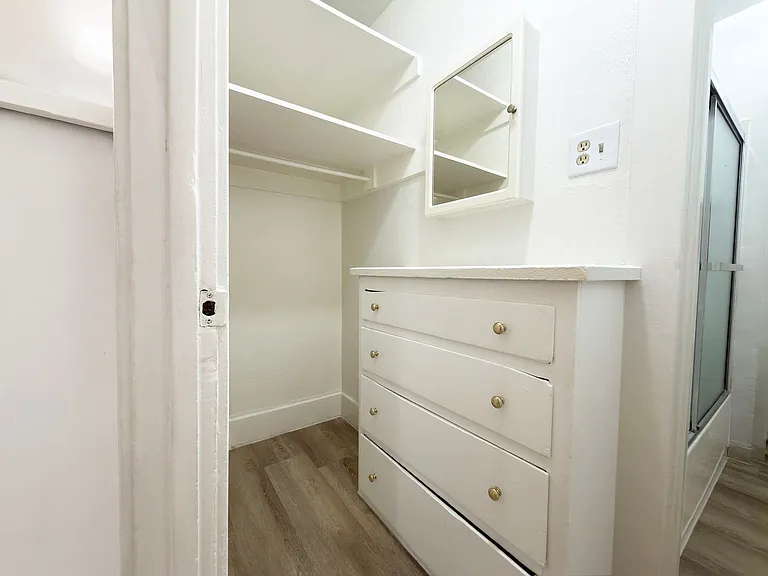 1360 Euclid Ave — Photo 18