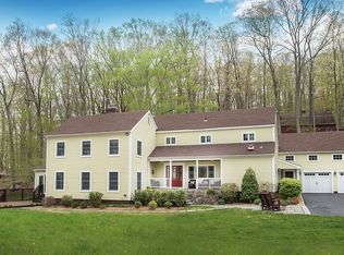 15 Bear Mountain Rd, Ridgefield, CT 06877