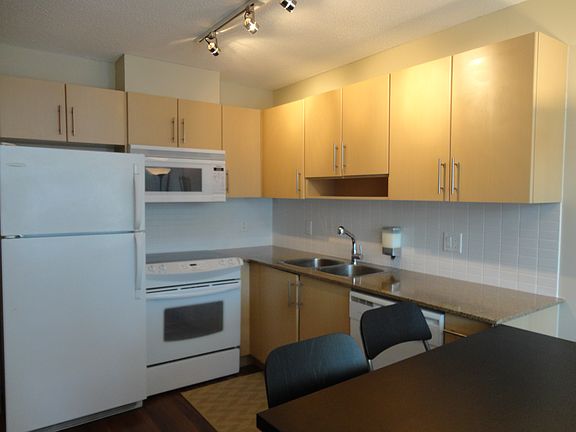 2nd image of 550 Taylor St #603