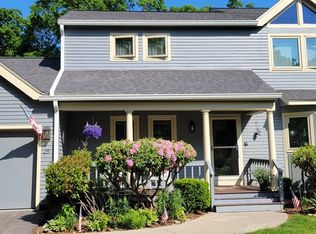 25 Independence Dr, Foxboro, MA 02035