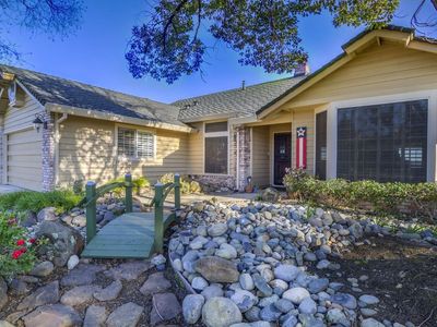 5725 Bluffs Dr, Rocklin, CA, 95765