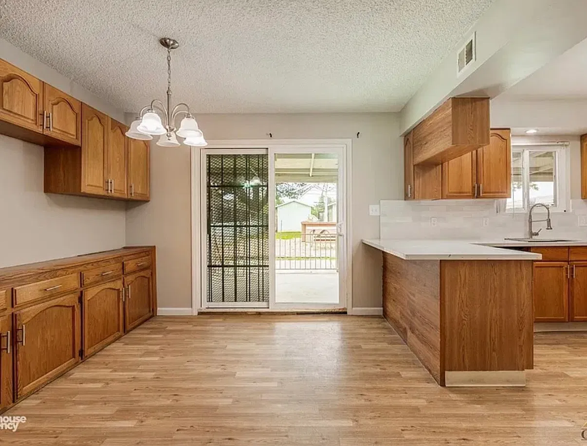 129 Cooper Ave — Photo 3