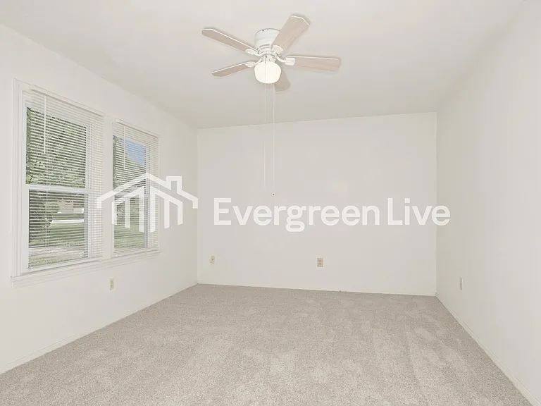 9064 Patrick Dr — Photo 13