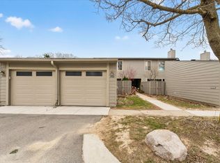 768 Watersedge Dr, Ann Arbor, MI