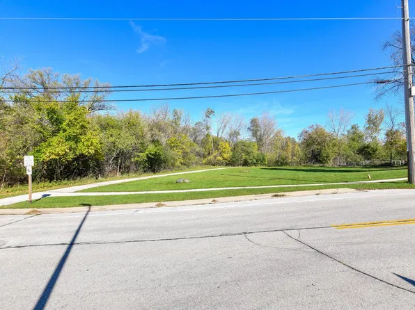 Lt0 W COLD SPRING ROAD, Greenfield, WI 53228