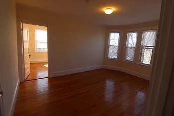 154 Summer St Photo 1