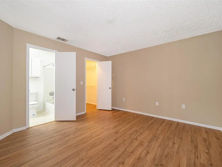 956 Salt Pond Pl #306 — Photo 18
