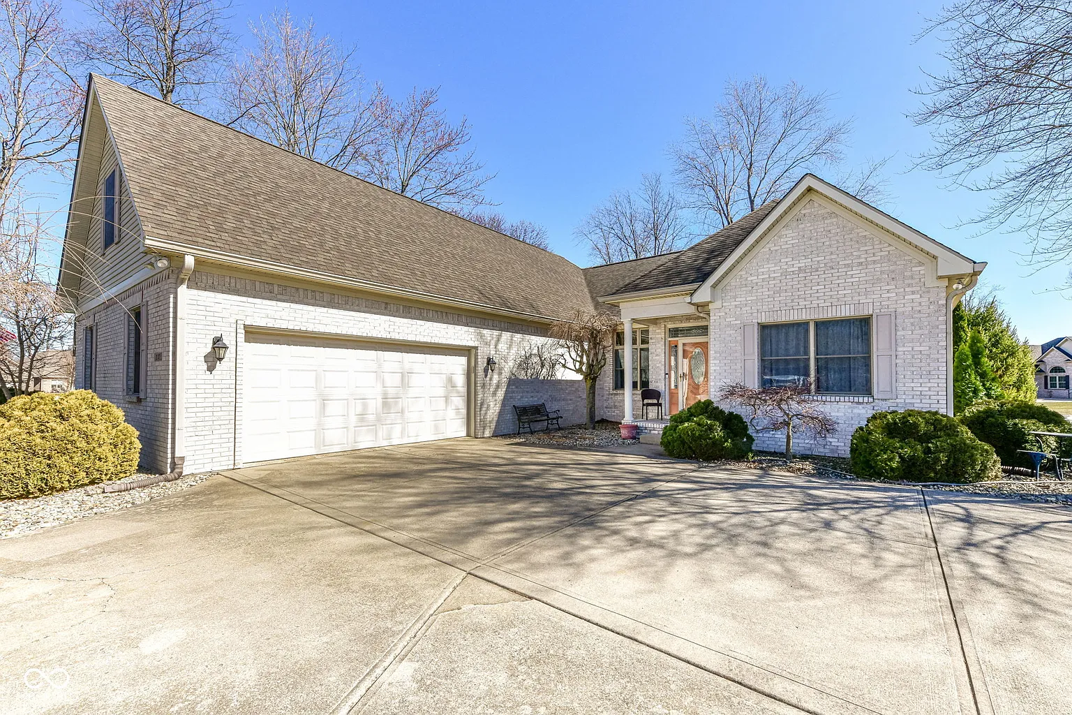 237 N Woodridge Dr photo 1