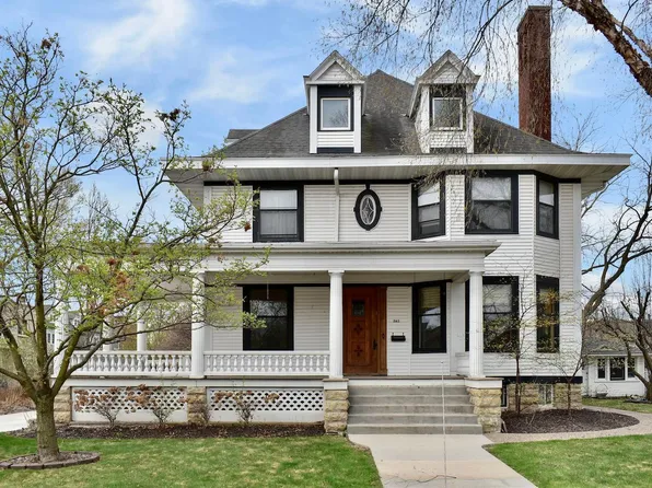 265 W Broadway St, Winona, MN 55987