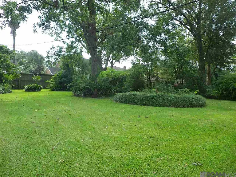 4085 Fleet Dr — Photo 5
