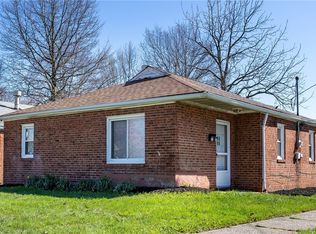 1283 Elmwood Rd, Mayfield Heights, OH 44124