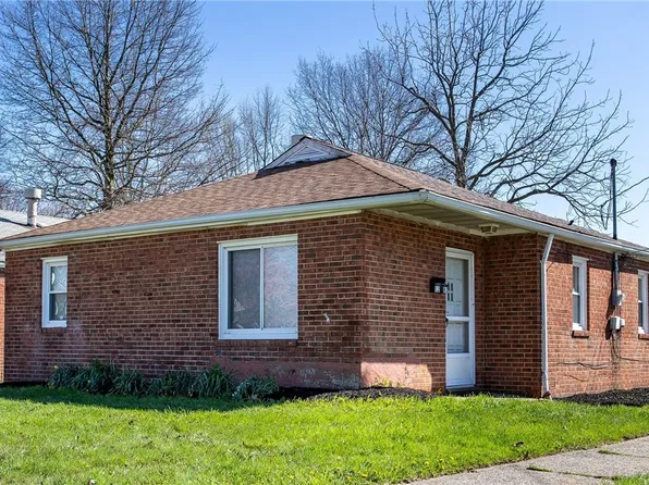 1283 Elmwood Rd, Mayfield Heights, OH 44124